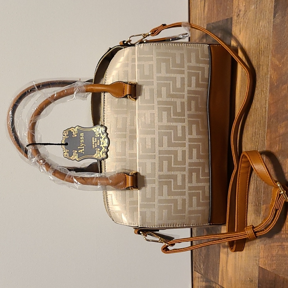 Alyssa Duffle Handbag Only 2 left